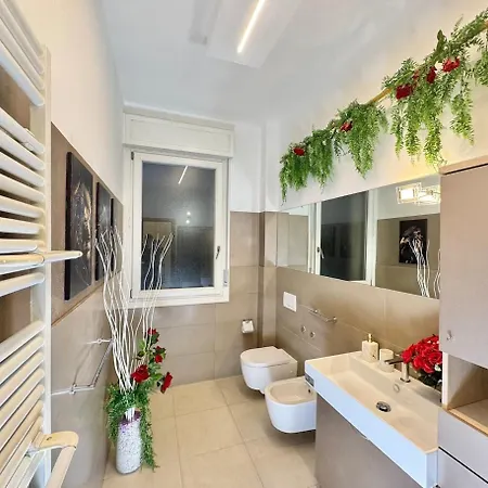 Armonia House - 2 Minutes From The Station 公寓 *