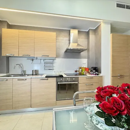 Armonia House - 2 Minutes From The Station *