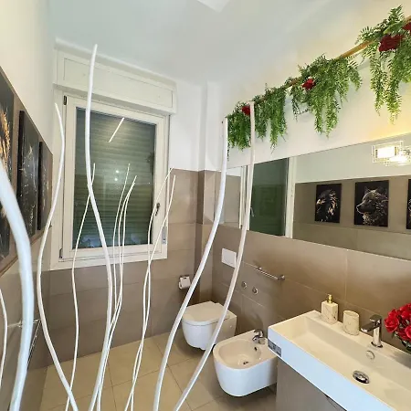 Armonia House - 2 Minutes From The Station Boloňa