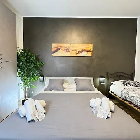 Armonia House - 2 Minutes From The Station Boloňa